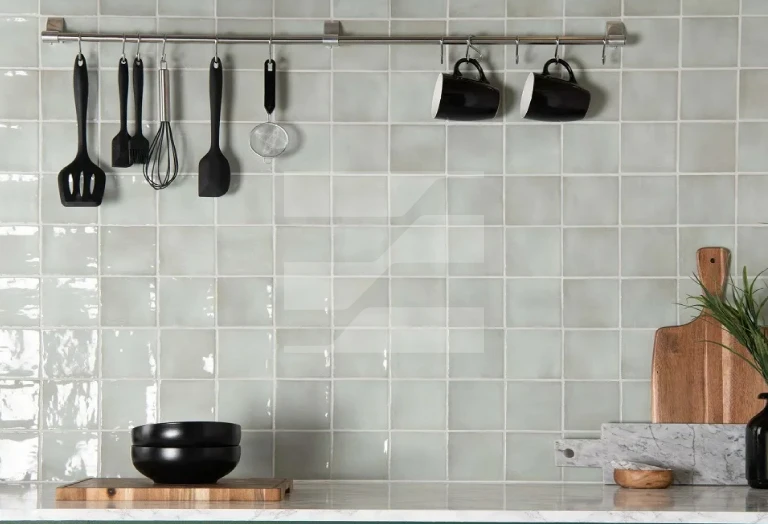 کاشی بین کابینتی