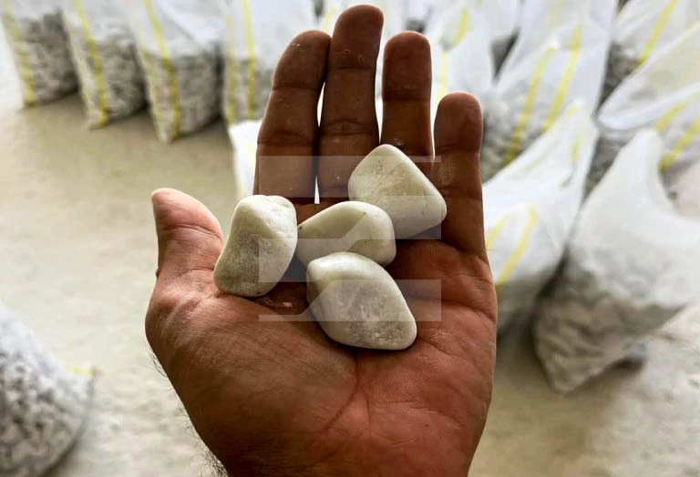 قلوه سنگ متوسط